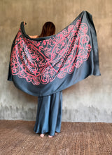 Load image into Gallery viewer, QUARZIA ARTISAN 100% SILK BATIK SARONG MADE IN BALI