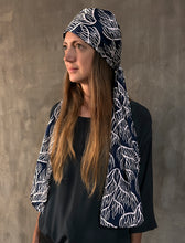 Load image into Gallery viewer, QUARZIA ARTISAN 100% SILK BATIK SCARF MADE IN BALI