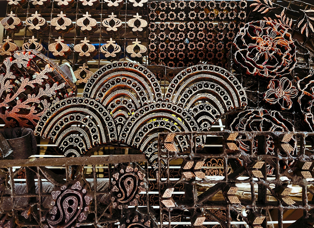 Quarzia, unique copper stamps for batik motifs