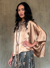 Load image into Gallery viewer, square silk woman top decorated with a floreal pattern batik made in Bali
