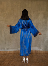 Load image into Gallery viewer, KINTSUGI SILK KIMONO Nautical blue
