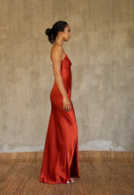 Load image into Gallery viewer, LIDO SILK LONG DRESS Red clay
