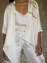 Load image into Gallery viewer, SILK OPEN KAFTAN Kintsugi White
