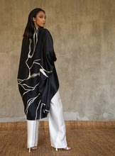 Load image into Gallery viewer, SILK OPEN KAFTAN Kintsugi Black &amp; White
