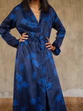 Load image into Gallery viewer, JACK SILK DRESS Dedaun Estate Blue
