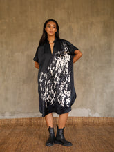 Load image into Gallery viewer, ROBI SILK DRESS Luvia Black &amp; White
