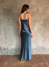 Load image into Gallery viewer, QUARZIA ARTISAN 100% SILK BATIK DRESS MADE IN BALI
