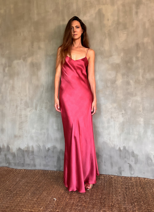 QUARZIA ARTISAN 100% SILK BATIK DRESS MADE IN BALI