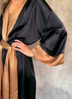 QUARZIA ARTISAN 100% SILK BATIK KIMONO MADE IN BALI