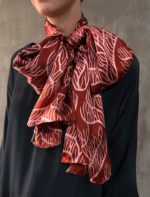 QUARZIA ARTISAN 100% SILK BATIK SCARF MADE IN BALI
