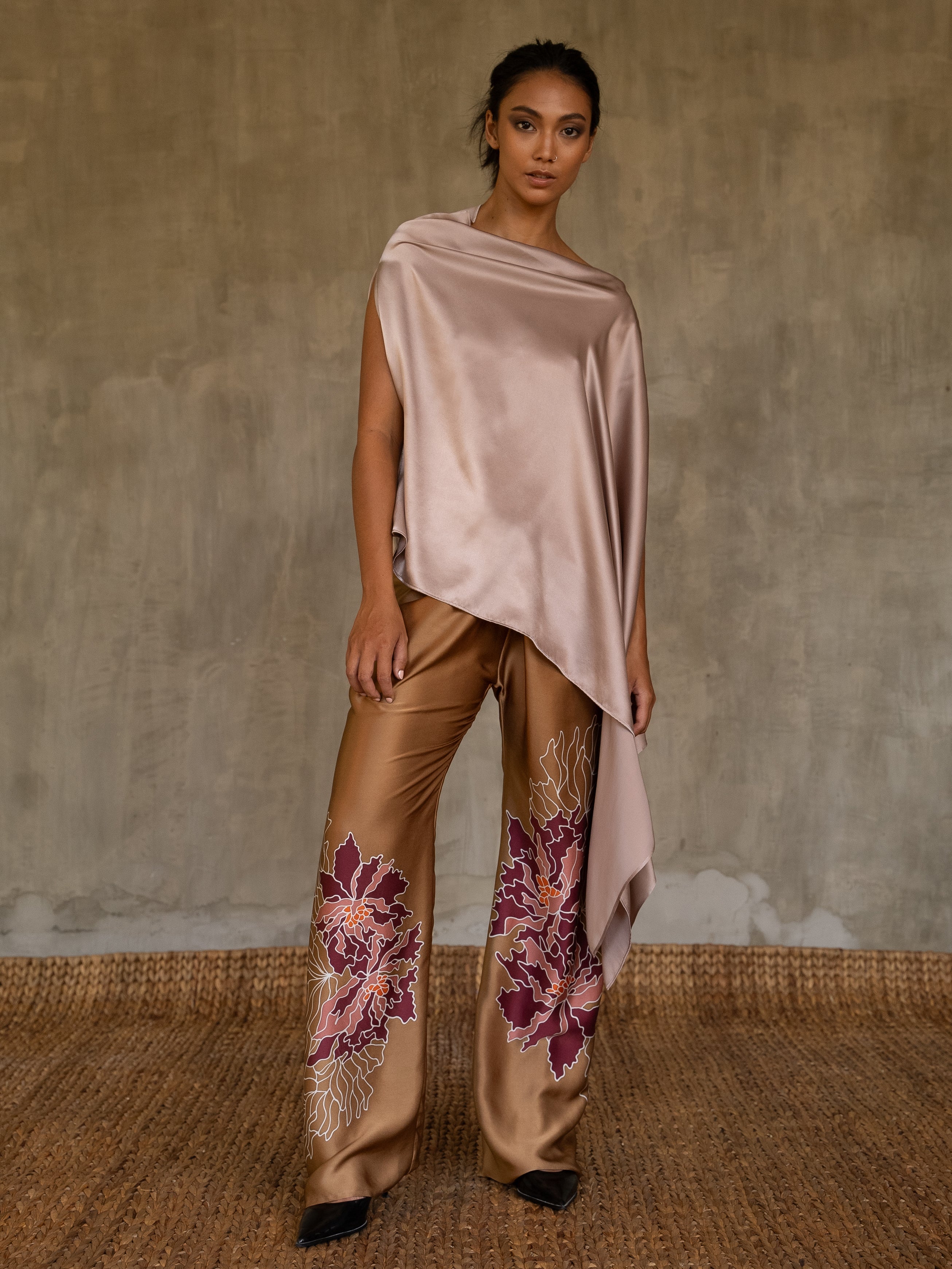 Quarzia Knot Pant-decorative hand painted batik motif handcrafted from silk-Kubis Tobacco-made by artisans in Bali