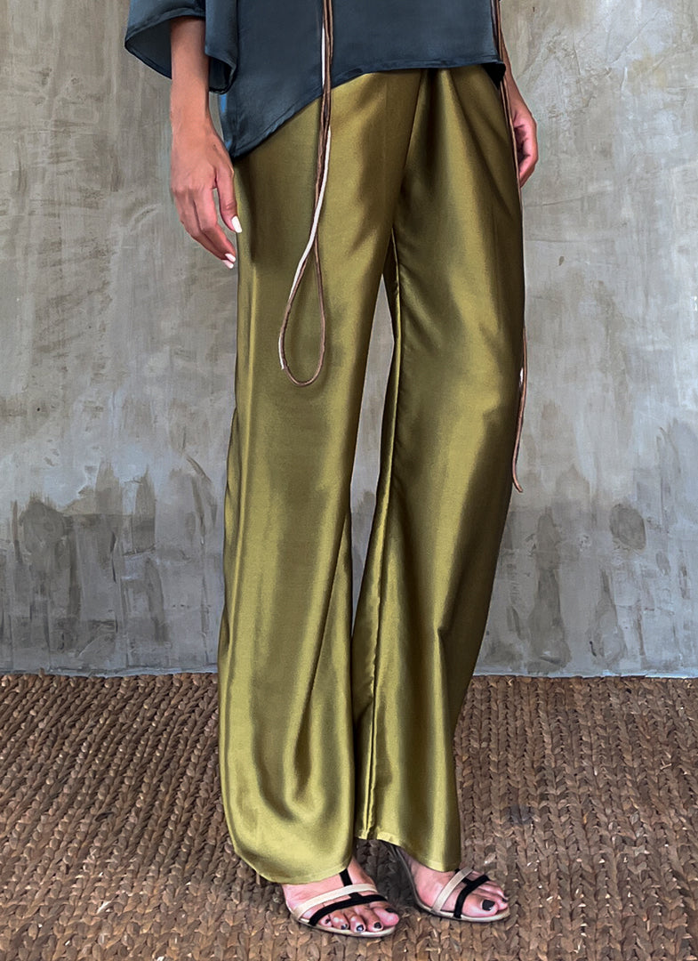 Quarzia luxury timeless Knot Pant-handmade from premium silk-Plain Moss Green-crafted by artisans in Bali