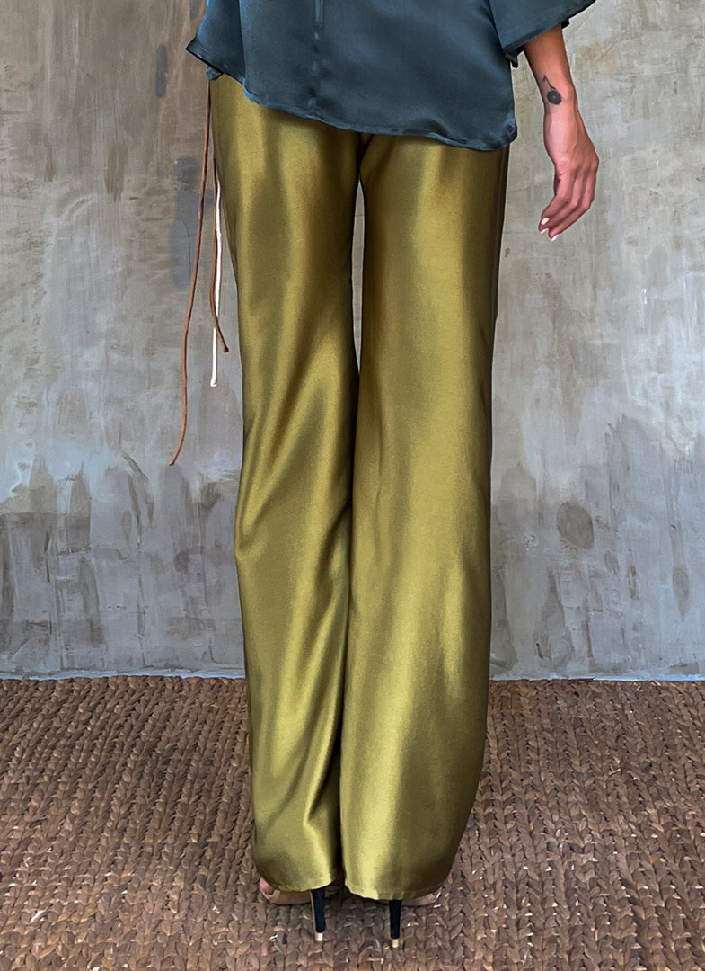 Quarzia luxury timeless Knot Pant-handmade from premium silk-Plain Moss Green-crafted by artisans in Bali