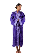Load image into Gallery viewer, SILK KIMONO Lilac royal-purple
