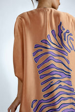 Load image into Gallery viewer, Quarzia luxury decorative Open Kaftan with three-quarter length sleeves-hand painted graphic motif handcrafted from premium silk-Tiger Hazel-crafted by artisans in Bali
